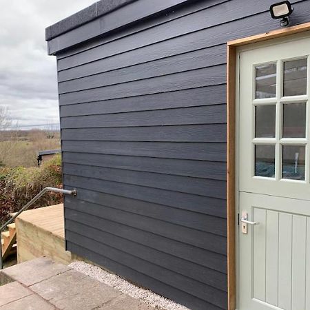 Meadow View - A Studio With Free Parking And A Sunny Terrace Lewes Esterno foto